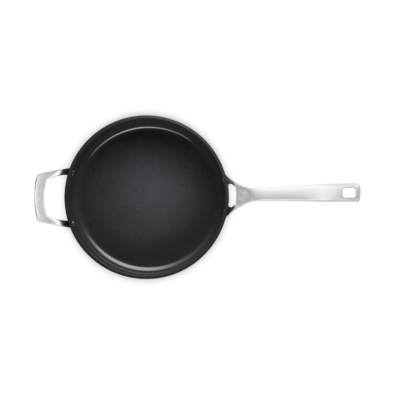 Le Creuset Non-Stick Ceramic Saut&eacute; Pan 26cm image number 2
